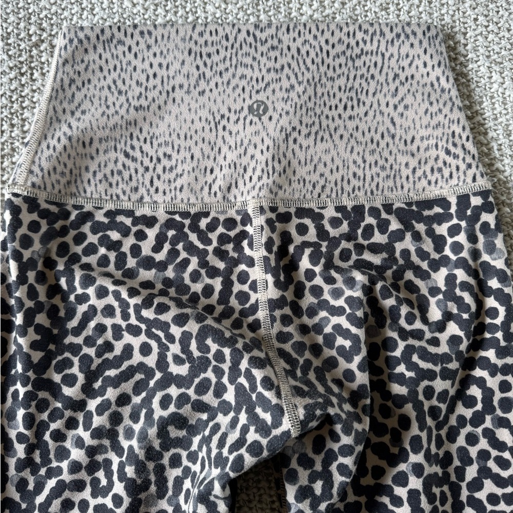 lululemon wunder under crop II full-on luon high waist ace spot size 4